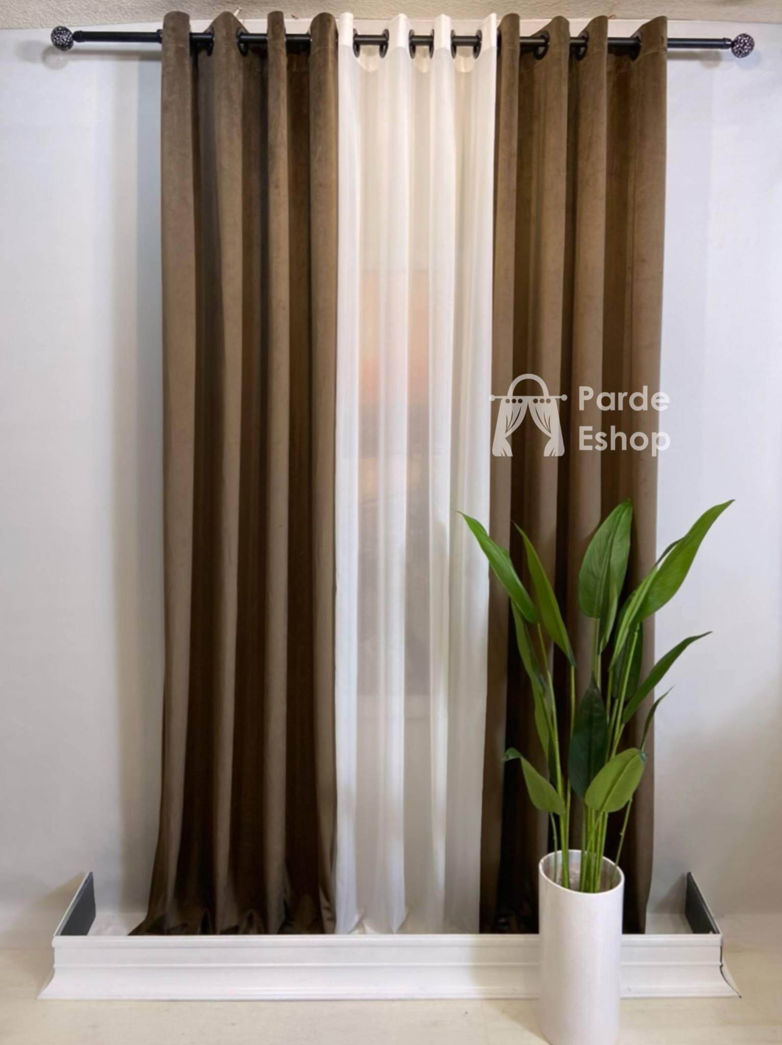 مخمل کالیفرنیا قهوه ای