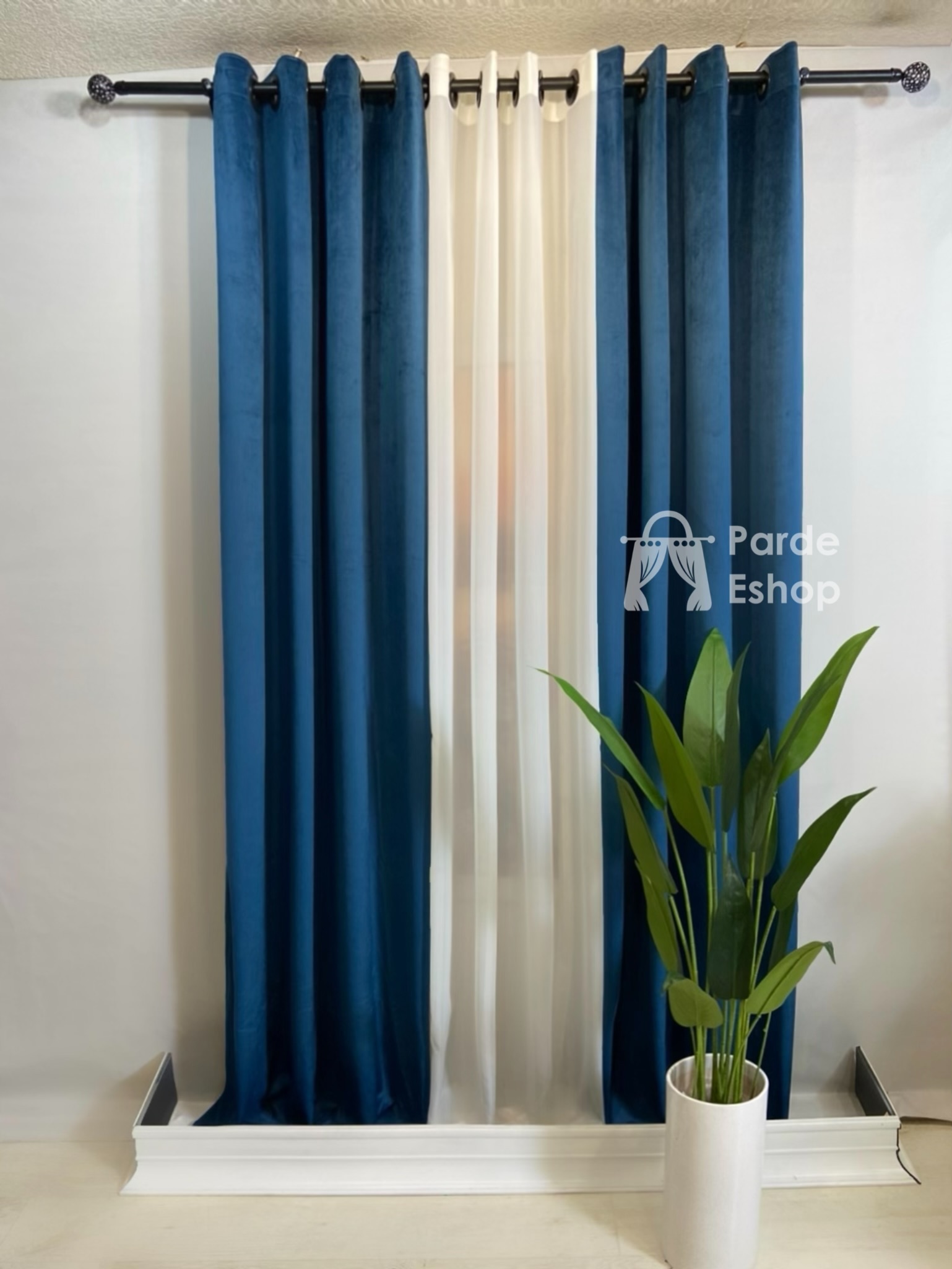 مخمل کالیفرنیا سورمه ای(نفتی)